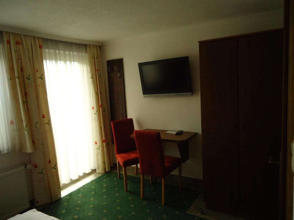 Hotel Dorfgasthof Schlösslstube Stuhlfelden Zimmer foto